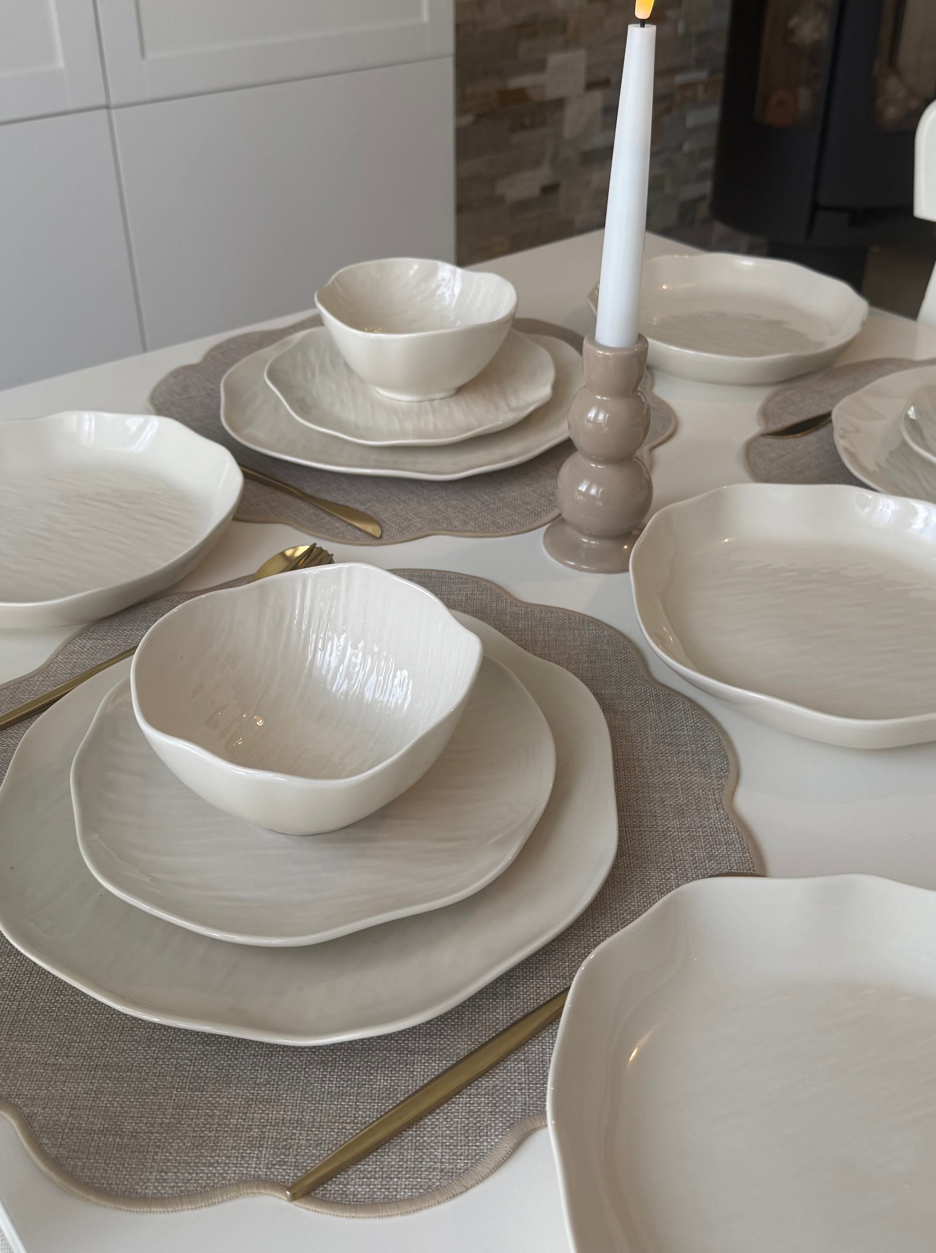FIORA BEIGE